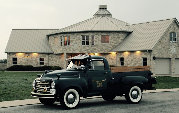 Great Pictures with our unique 1950 Studebaker