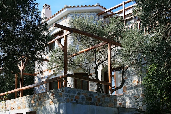 STONE VILLA