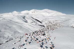 Snow and ski sports