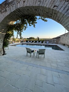 Amazing 10 Bedroom Villa with Pool on the Historic Appian Way 