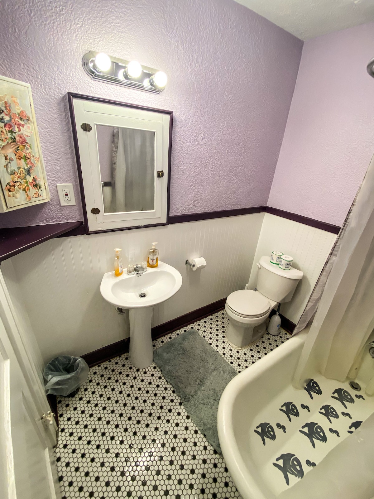 Quiet Renovated Historic Condo Above Abolitionist Ale Works w/ Washer Dryer #301