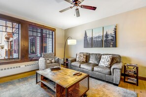High end interior finishes create a luxurious ambience