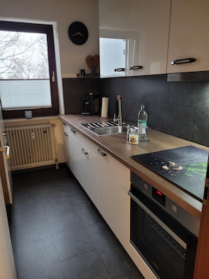 Ferienwohnung Hedy mit 1 sep. Schlafzimmer, Südterrasse, 55 qm-Küche