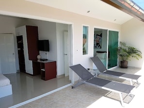 3Bed with a private pool at near beach