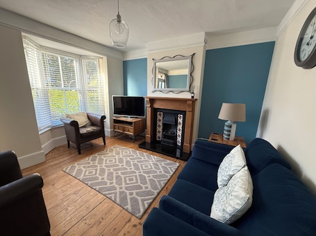 Reception/Sitting room