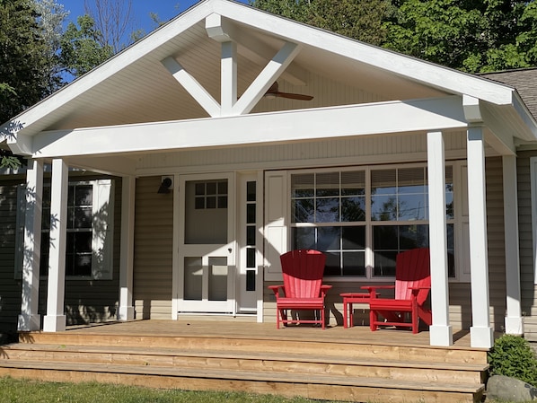 Front of cottage, wonderful front porch with views of the lake