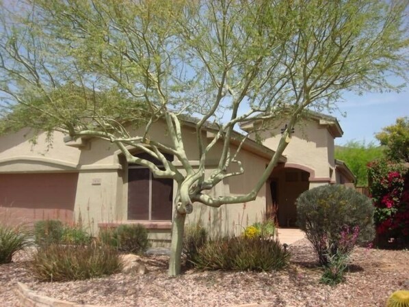 Comfortable Arizona Style Home