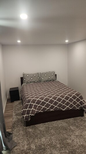 master bedroom-upper level