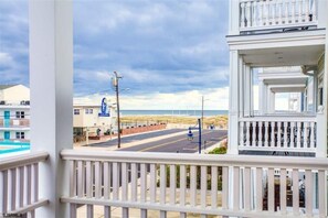 Home has 4 balconies facing the beach side and 3 facing the pool side.