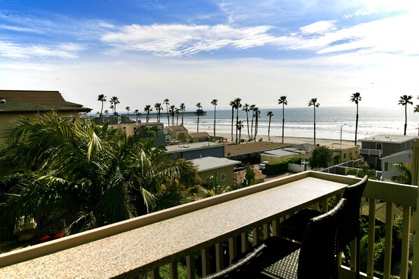 A300 was named pier view paradise because from the balcony you can see the pier!