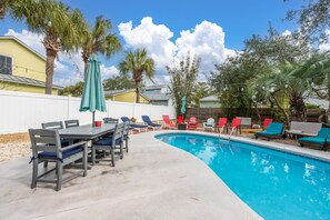 plenty of seating plywood chaise lounge chairs and table and chairs
