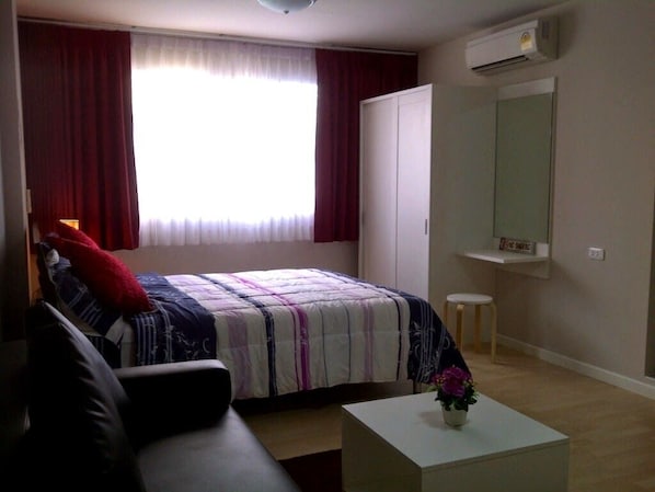 One Bedroom Apartment Near Patong