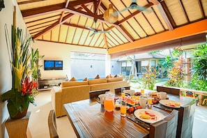 Open-Air 9, 3 Bedroom Villa in Legian