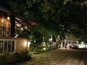 Stay Amare Spacious Villa Maria Bacolod