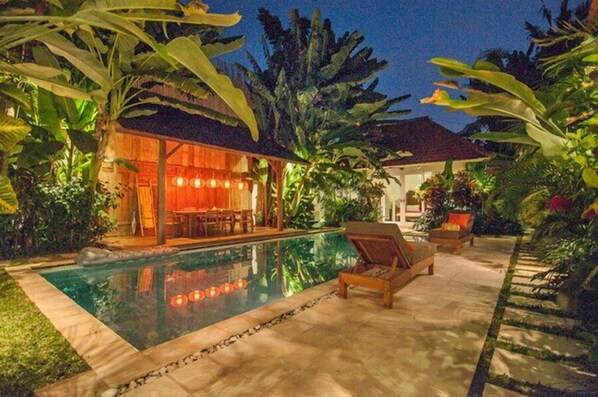 Maxceo, luxury 3 Bedroom Villa, Canggu