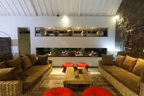 Maxceo, luxury 3 Bedroom Villa, Canggu
