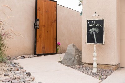 BRAND NEW!!! Private Cozy Casita in the Desert