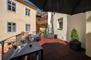 Shared terrace for all guests in the courtyard on the 1st floor