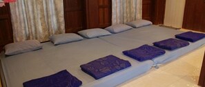 Family ROOM Riverside Homestay in Ampawa