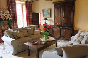 manoir 
salon