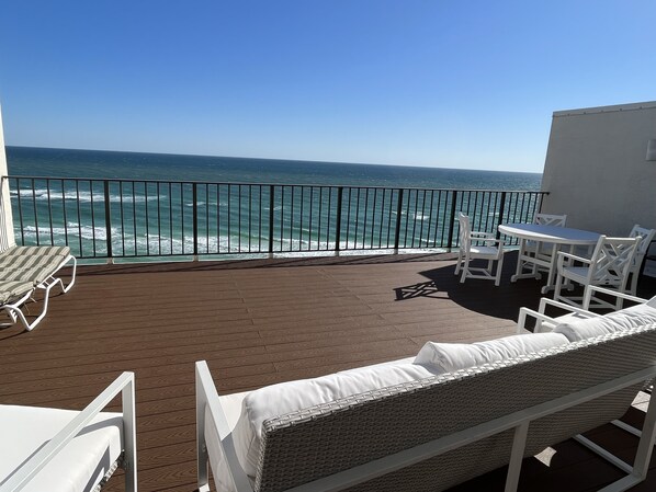 1209 Tower II Penthouse Rooftop Balcony