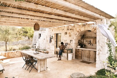 Trullo di Luna, trullo refinado con piscina en Valle d Itria 