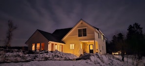Spacious and welcoming in any season