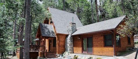 View of the front of the cabin