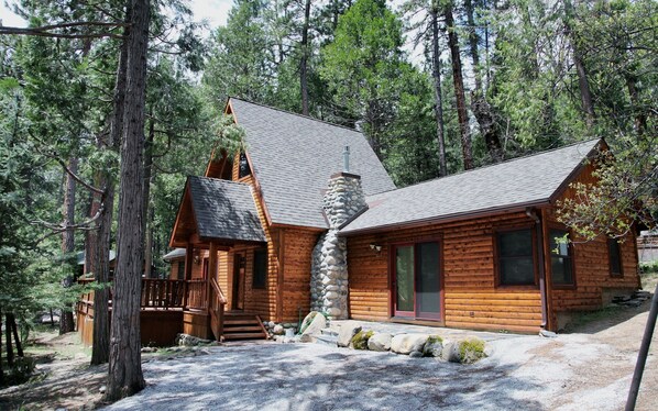 View of the front of the cabin