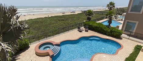 Large private pool overlooking the beautiful Gulf of Mexico! (Hot tub is NOT an active amenity/it is not heated!)