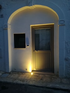  Entire furnished house rented in Ostuni for holidays