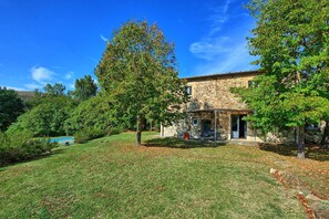 Building Exterior, Garden