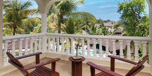 with large patios/balconies