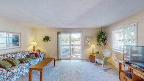 Living area with lakeview on main level