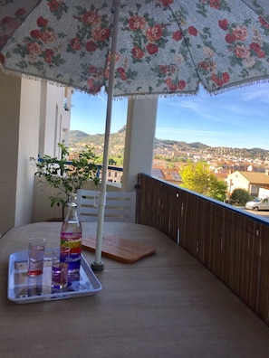 Balcon avec vue sur HYERES