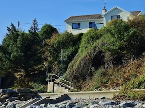 Sea Views, Direct Access to Beach
