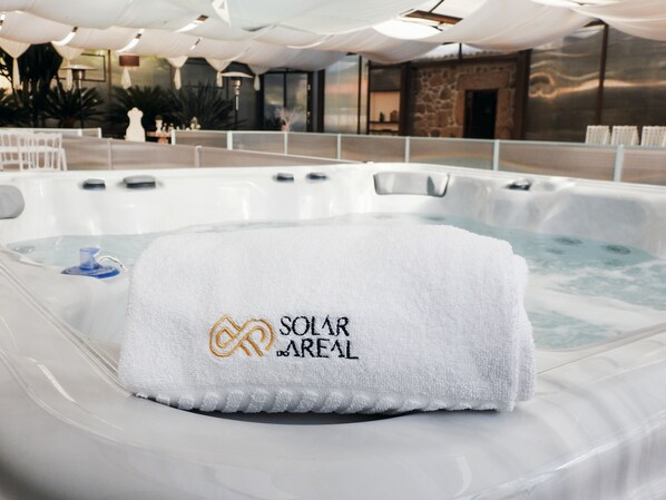 Bain à remous intérieur