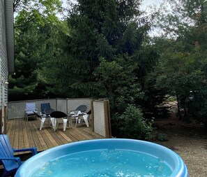 The private hot tub is spectacular under the stars.