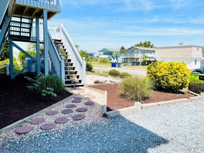 Front Exterior Steps to Home