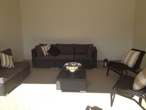 downstairs alfresco