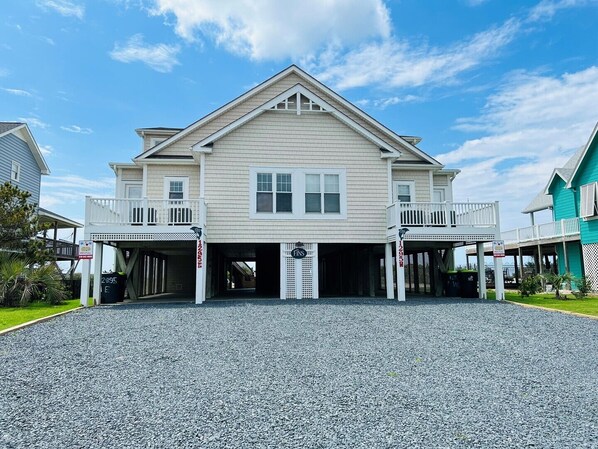Front Exterior 