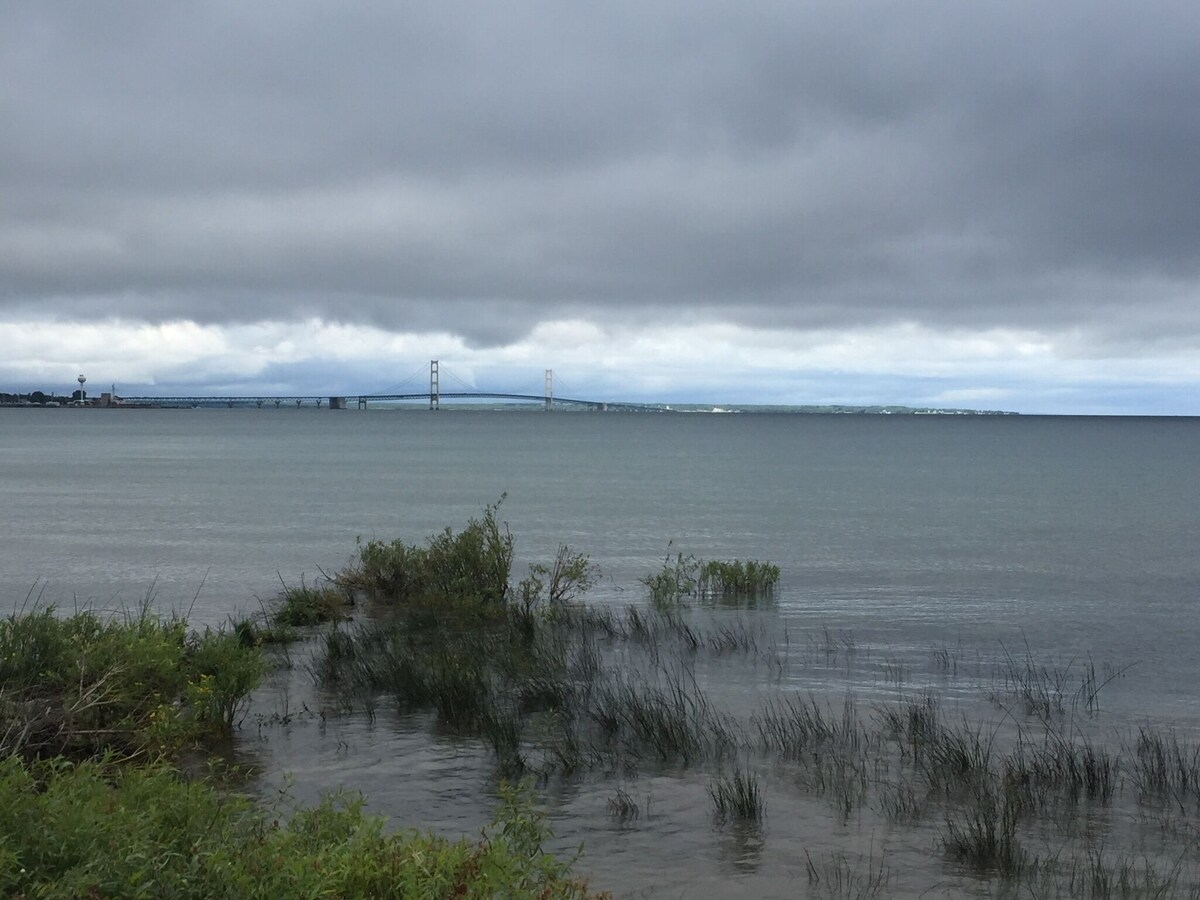 68 Island Bungalow of Mackinaw