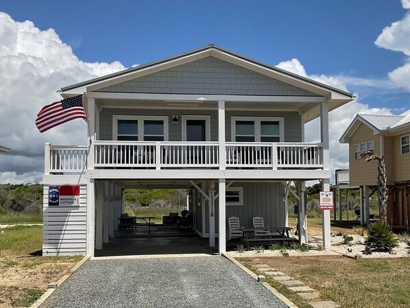 Magnolia Cottage Front View