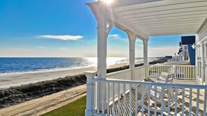 Oceanside Upper Level Deck