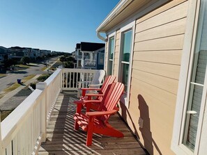 Ocean Side Deck