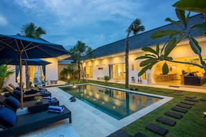 Charming 3 Bedroom Villa1 Near Seminyak;