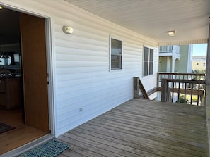 Covered Front Porch (2)