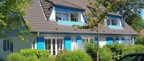 Haus mit Blick auf Terasse