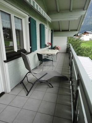 Schöner Südbalkon