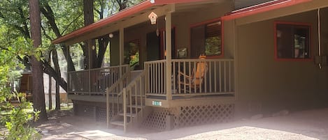 front of cabin with sitting porch